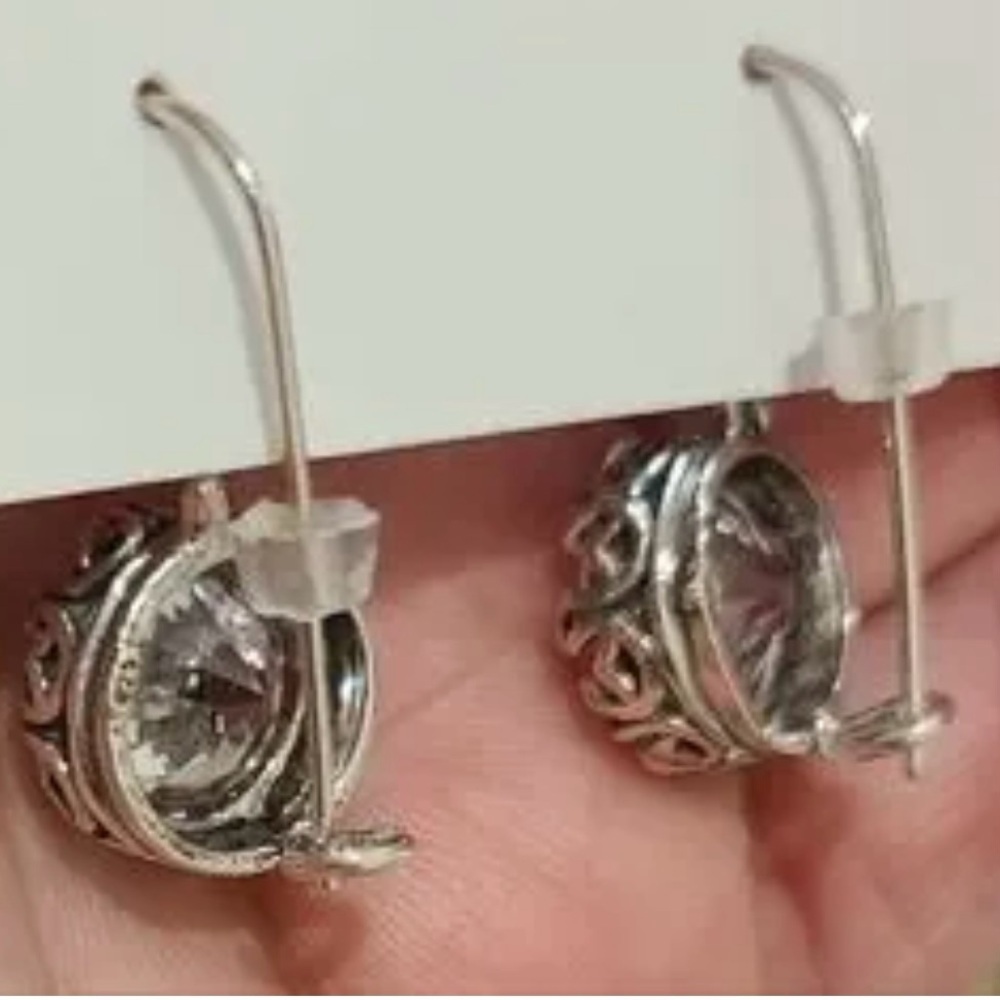 🪩Noa Zuman Sterling Silver Earrings - Elegant and Timeless🪩 - Picture 6 of 7